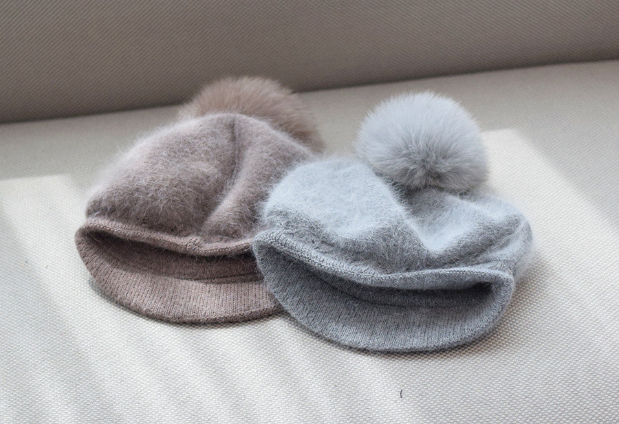 Autumn And Winter Fox Fur Ball Hat Fashion Bead Rabbit Fur Knitted Peaked Cap Women