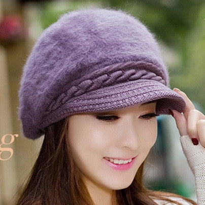 Ladies winter knitted beret