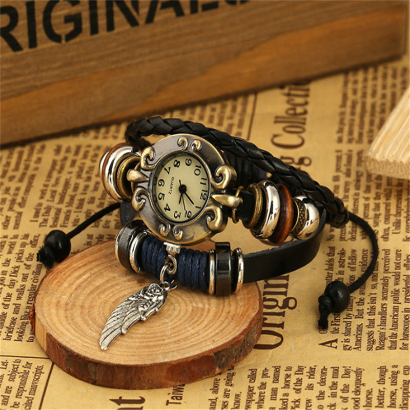 Vintage leather bracelet watch