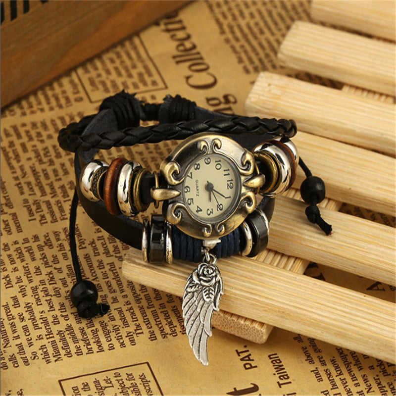 Vintage leather bracelet watch